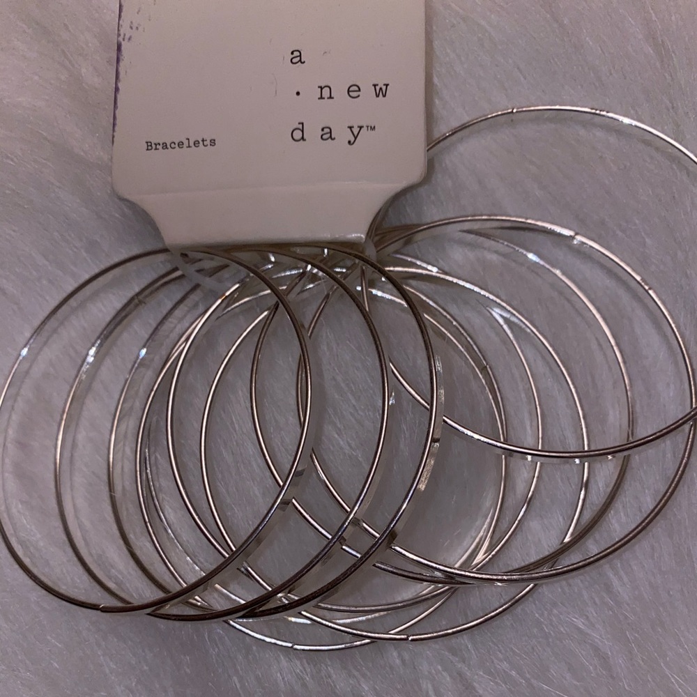 Bracelet